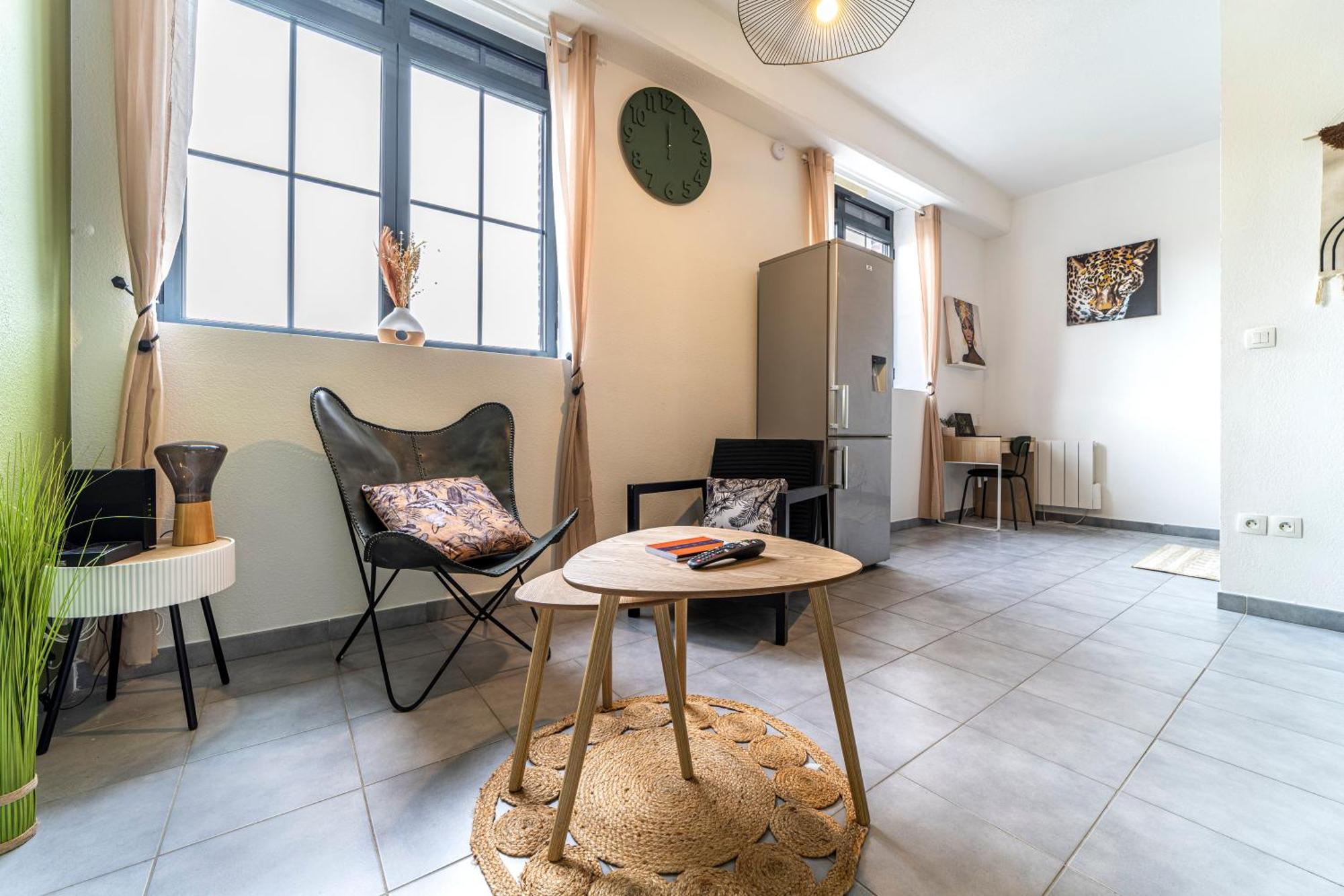 Stay Cosy Lille I Tourcoing - Appartement - Hypercentre - Parking Securise - Wifi - Netflix - Cuisine Εξωτερικό φωτογραφία